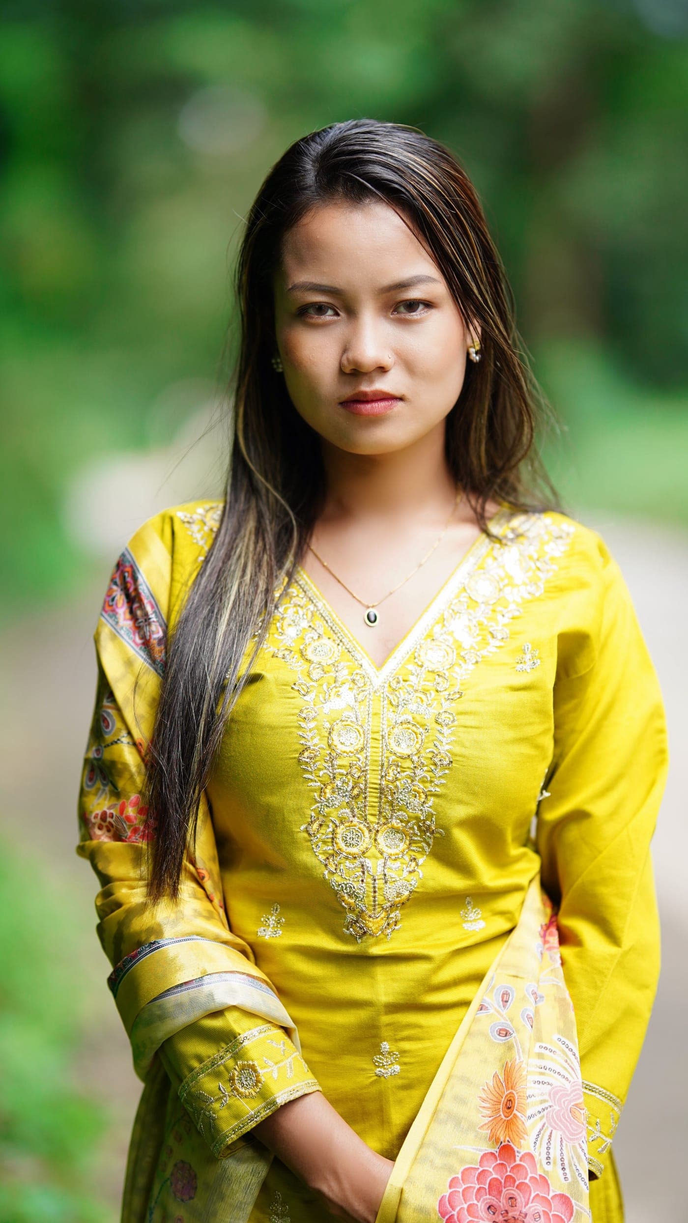 Yellow Embroidered Thread-Work Kurta
